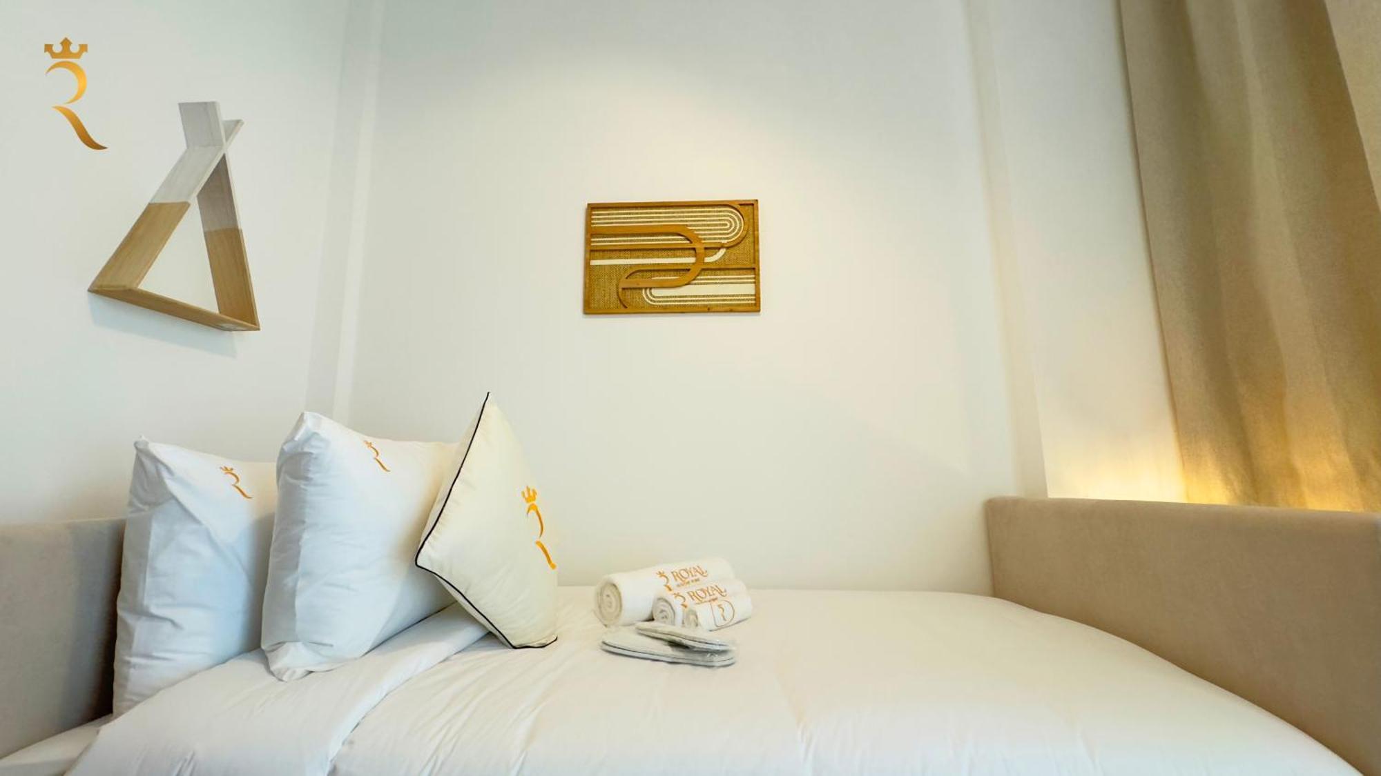 Oasis Grove Stylish 2br Retreat In Masdar Apartamento *